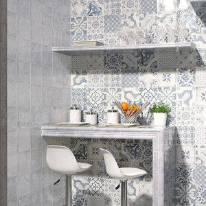 azulejo rustico cocina Milano Azul Blanco Mainzu